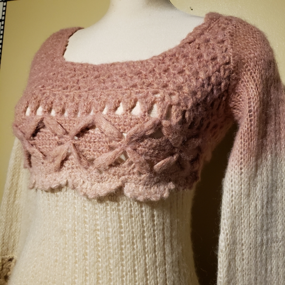 Boho sweater. - Picture 7 of 11